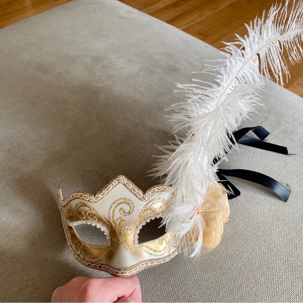 Masquerade mask